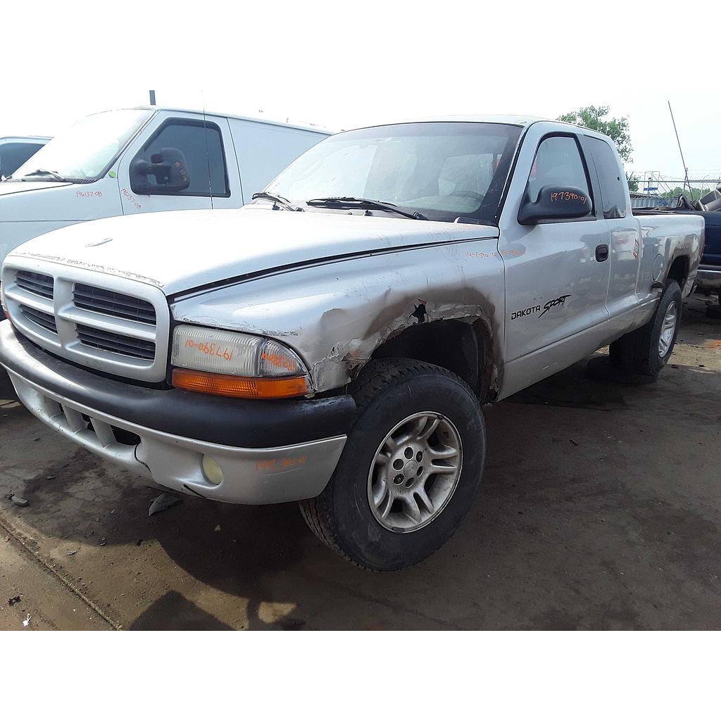 DODGE DAKOTA 2001