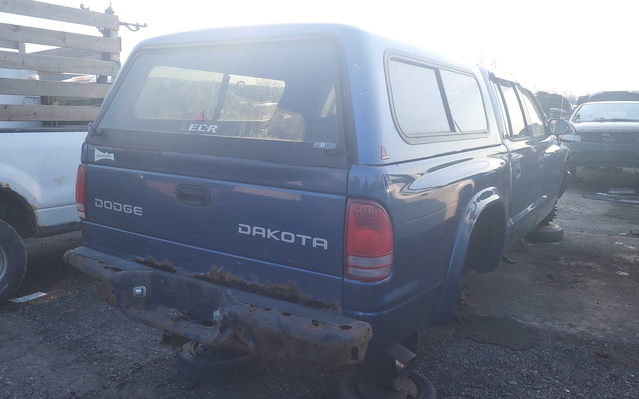 DODGE DAKOTA 2003