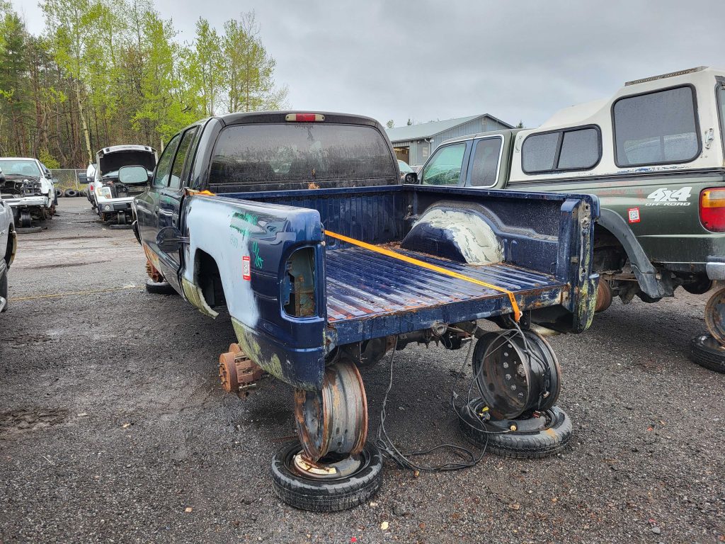 DODGE DAKOTA 2004