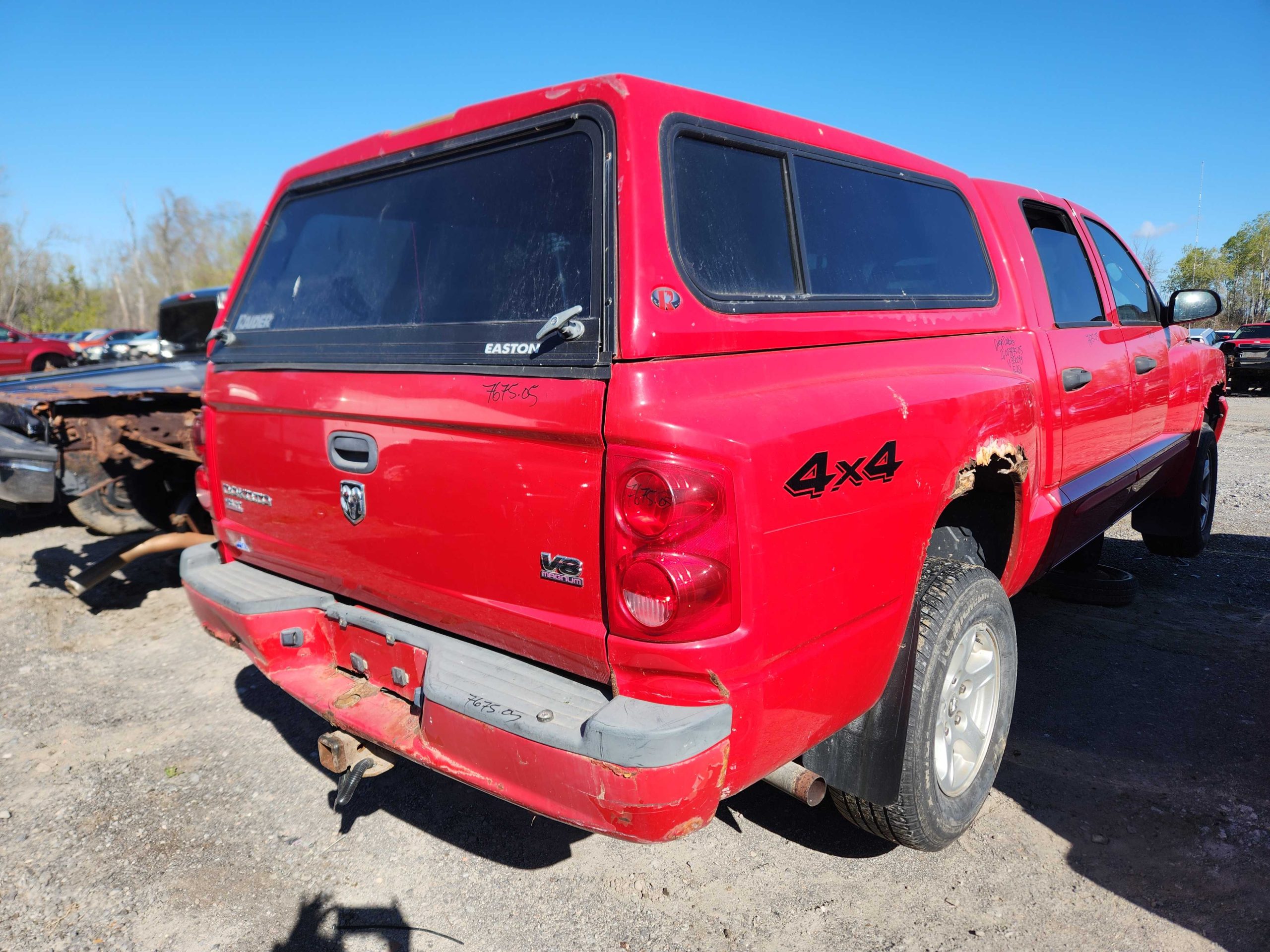 DODGE DAKOTA 2005