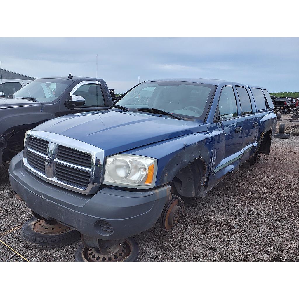 DODGE DAKOTA 2005