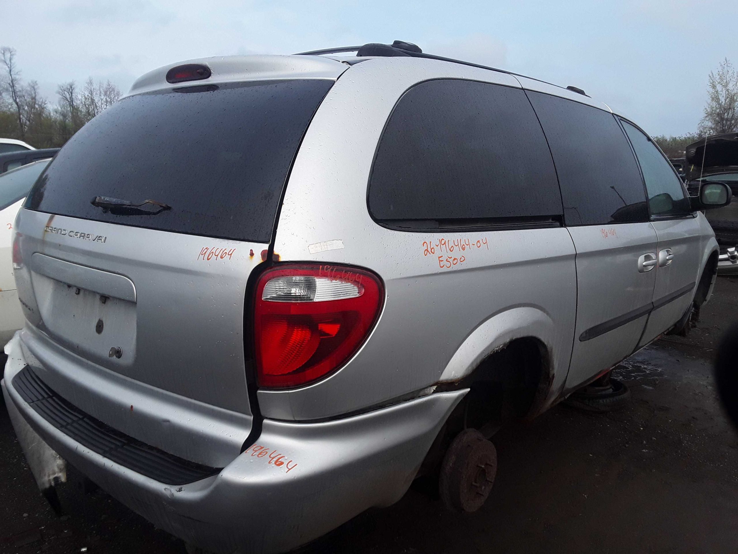 DODGE GRAND CARAVAN 2004