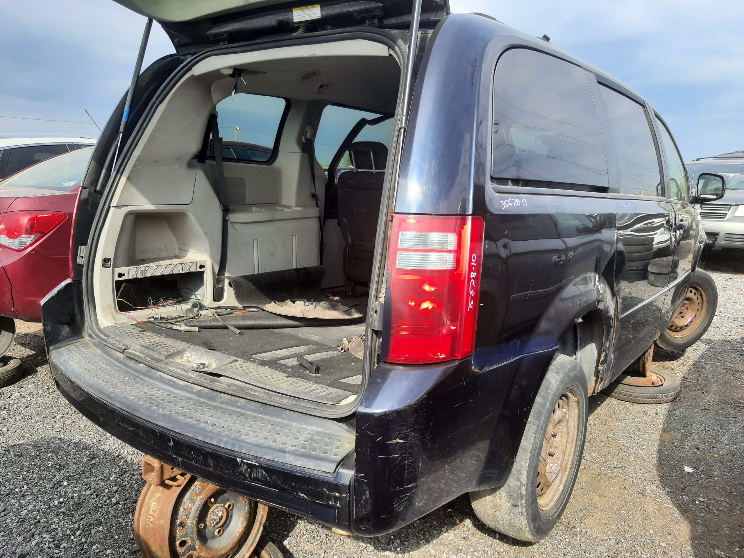 DODGE GRAND CARAVAN 2010