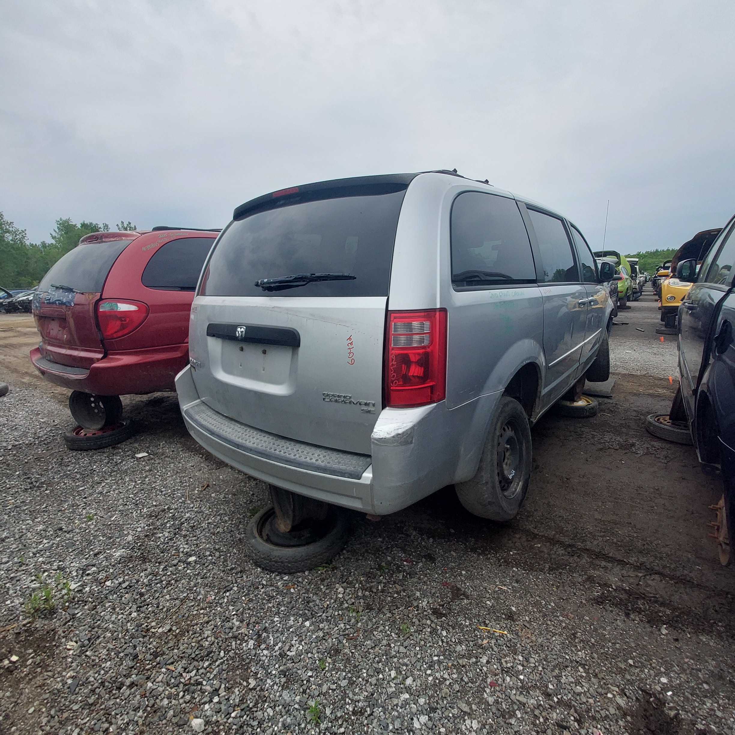 DODGE GRAND CARAVAN 2010