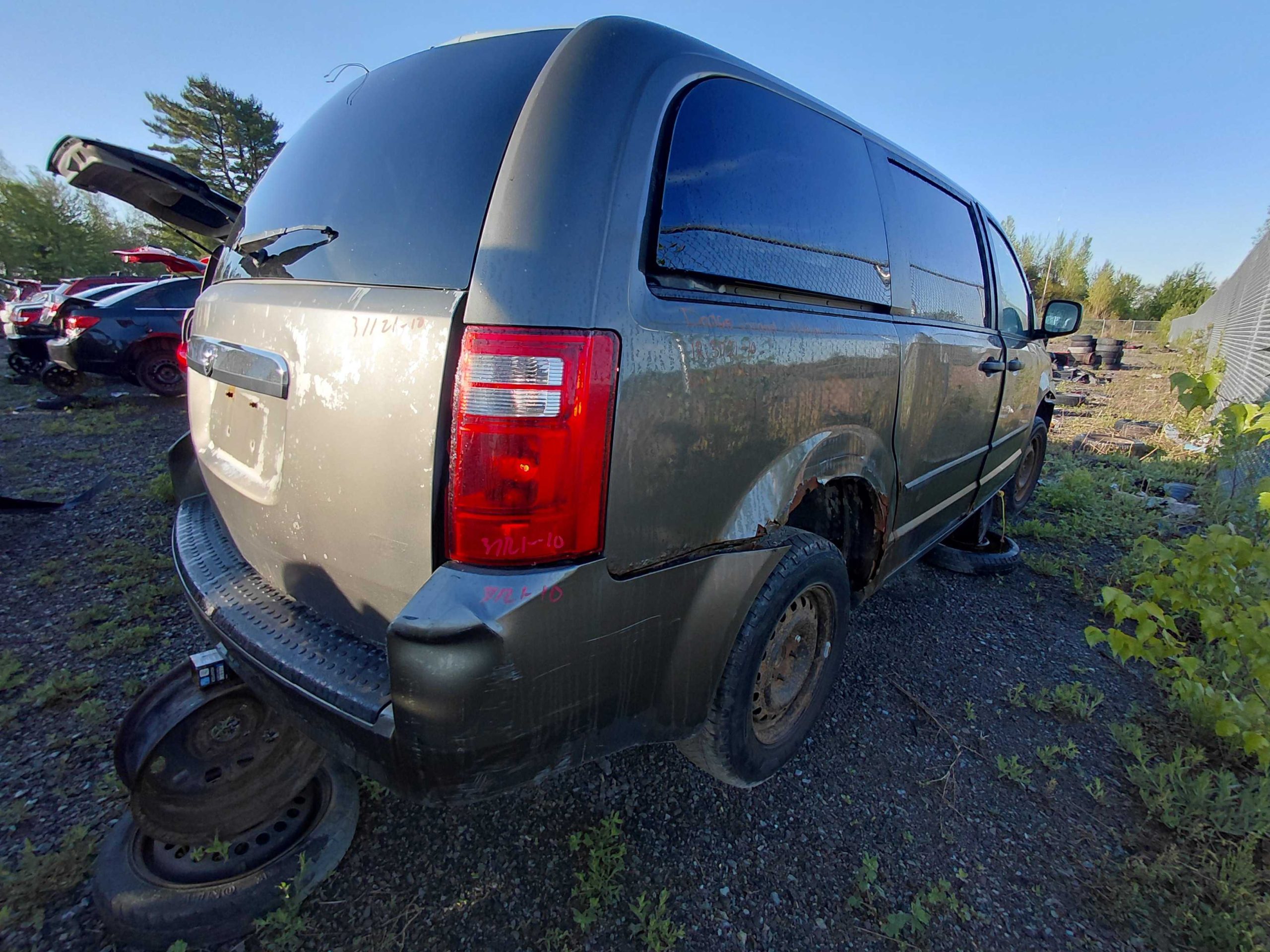 DODGE GRAND CARAVAN 2010