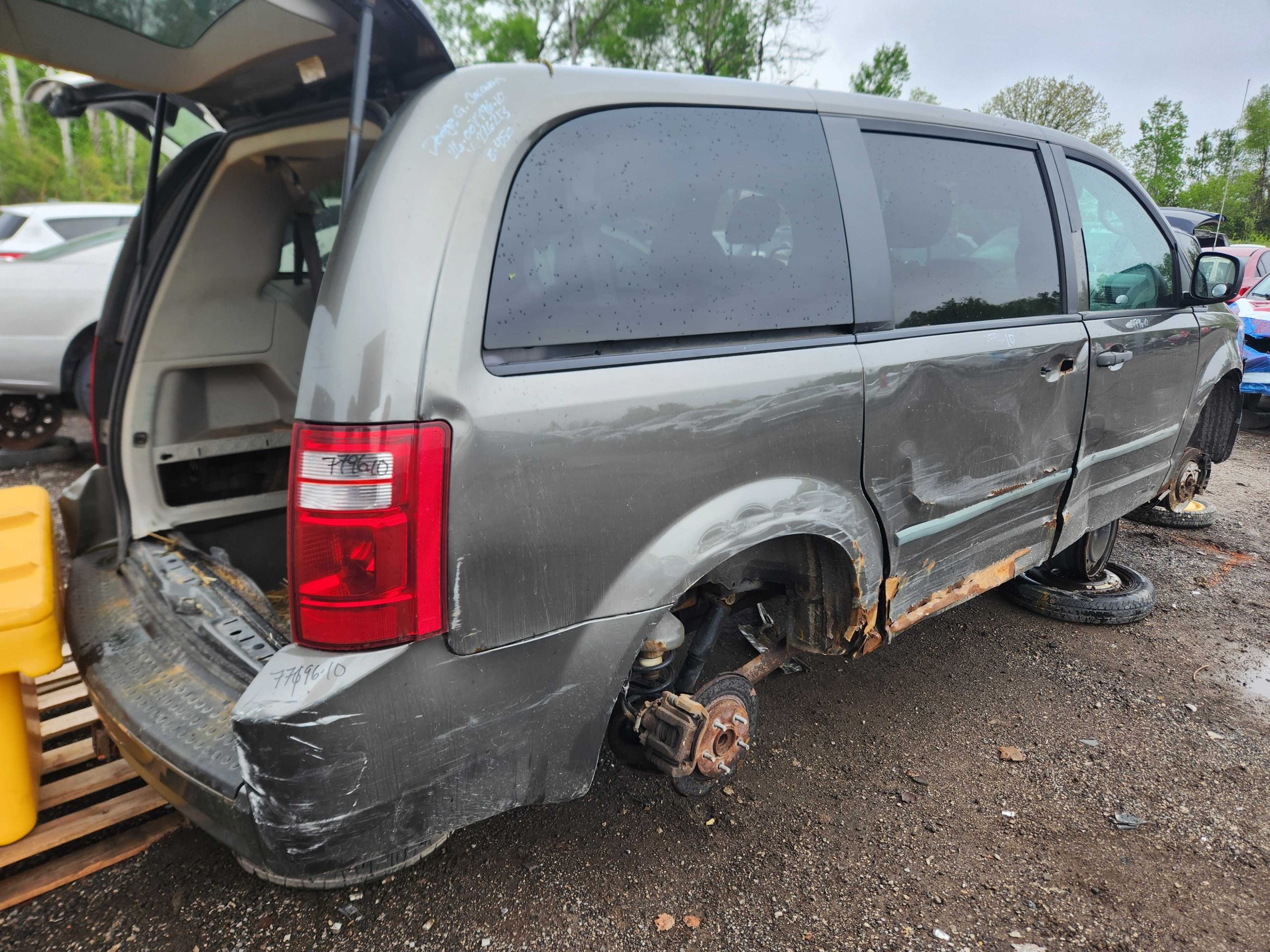 DODGE GRAND CARAVAN 2010