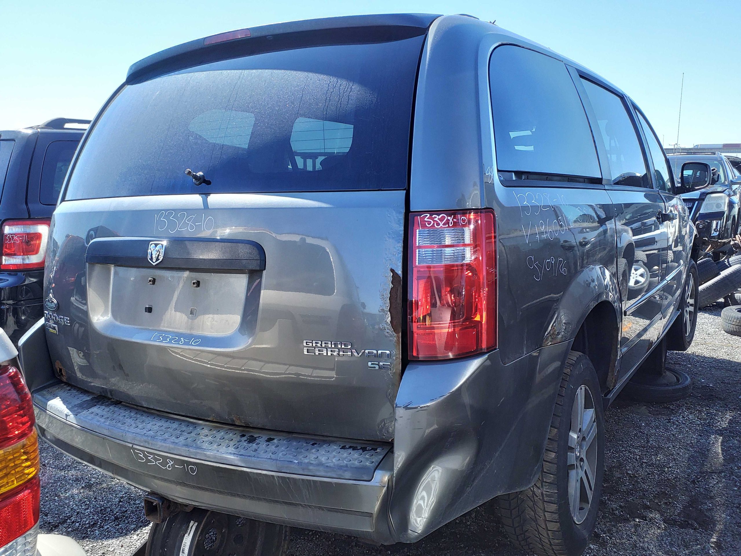 DODGE GRAND CARAVAN 2010