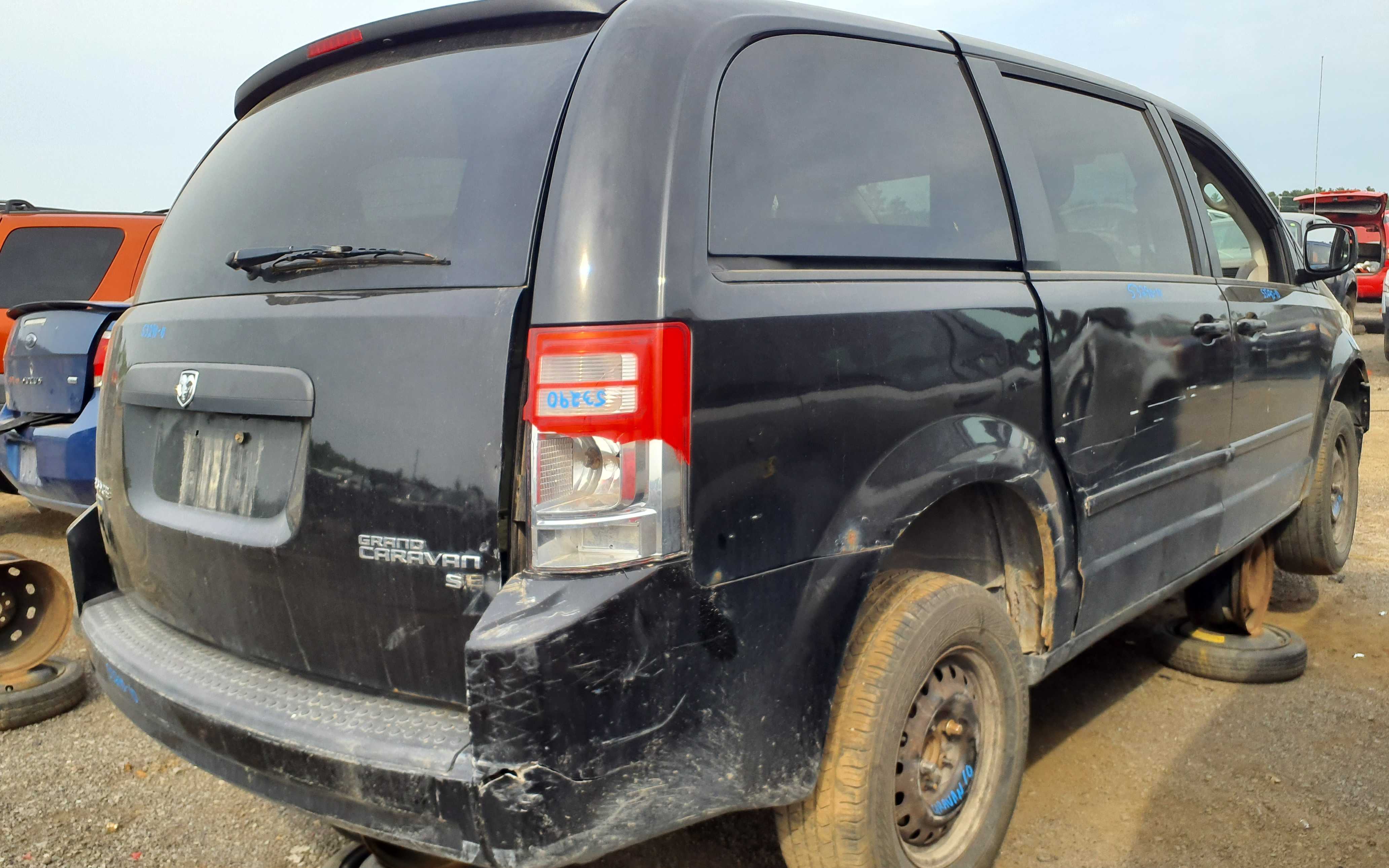 DODGE GRAND CARAVAN 2010
