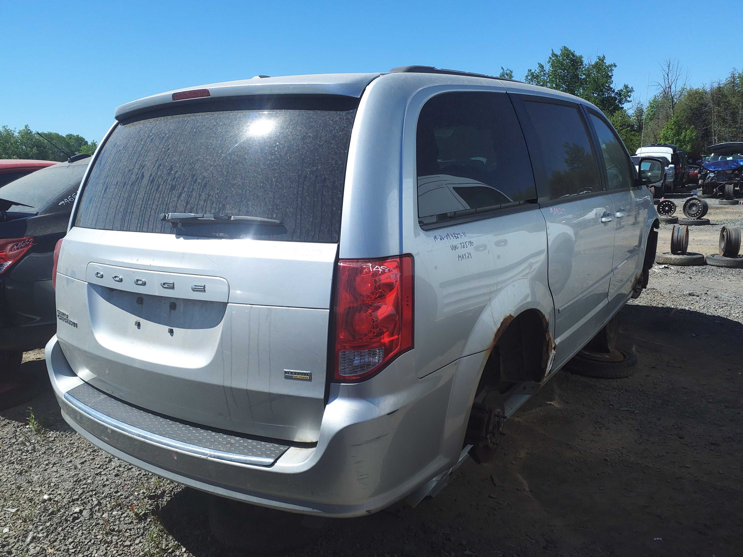 DODGE GRAND CARAVAN 2011