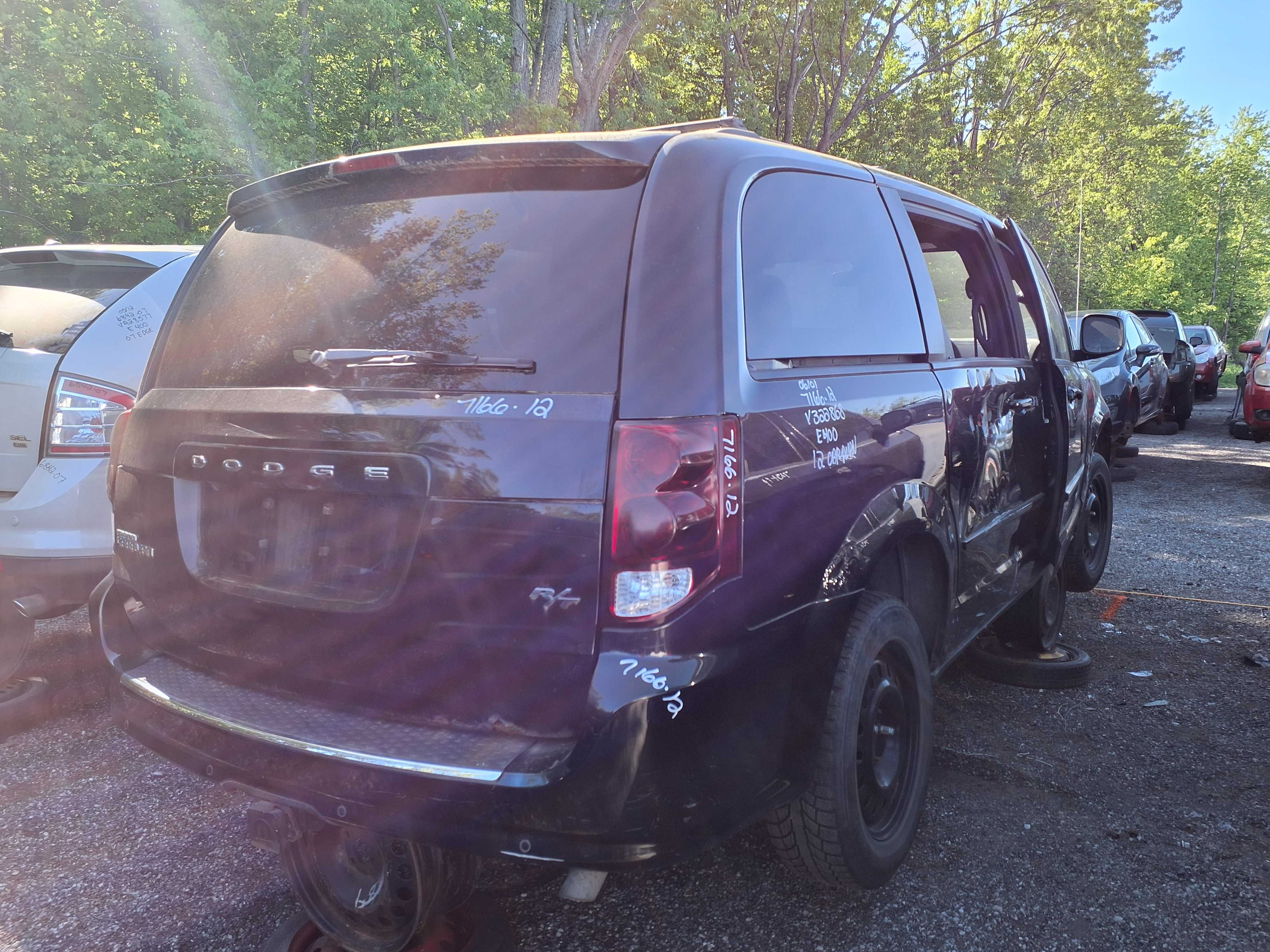 DODGE GRAND CARAVAN 2012