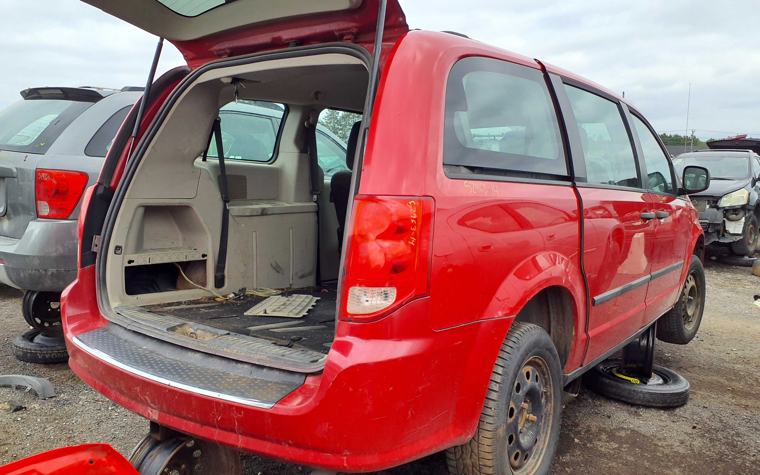 DODGE GRAND CARAVAN 2014