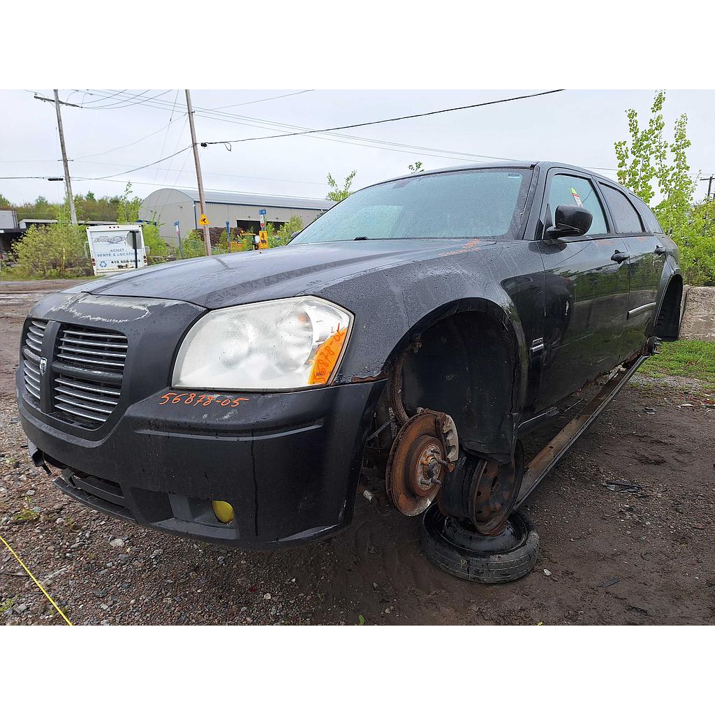 DODGE MAGNUM 2005