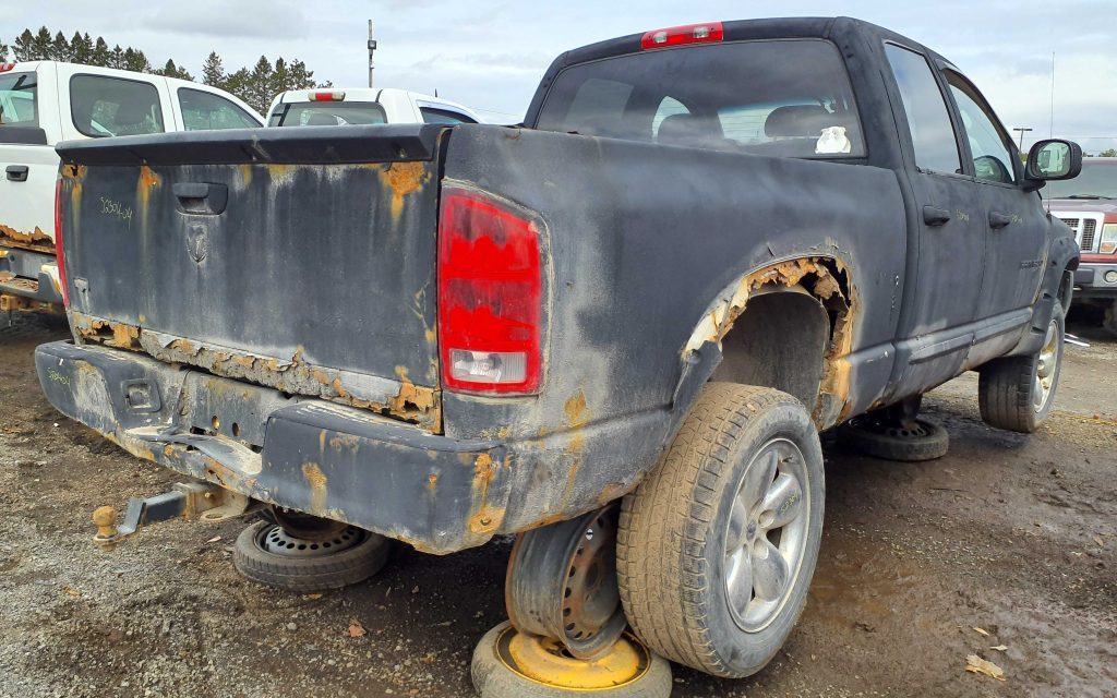 DODGE RAM 1500 2004
