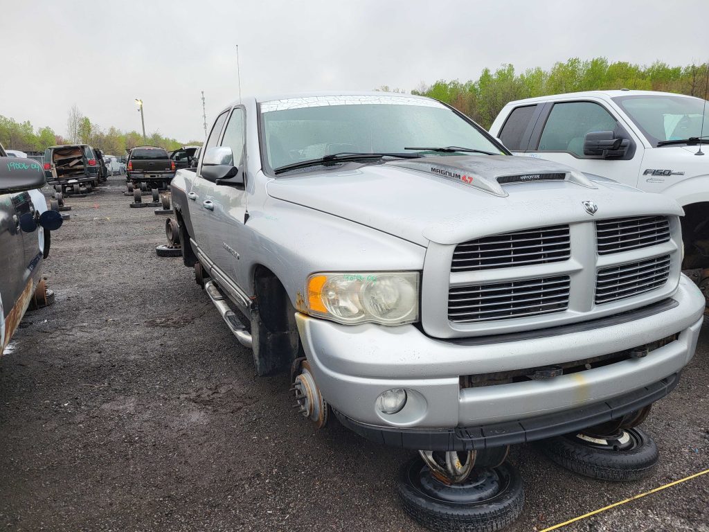 DODGE RAM 1500 2004