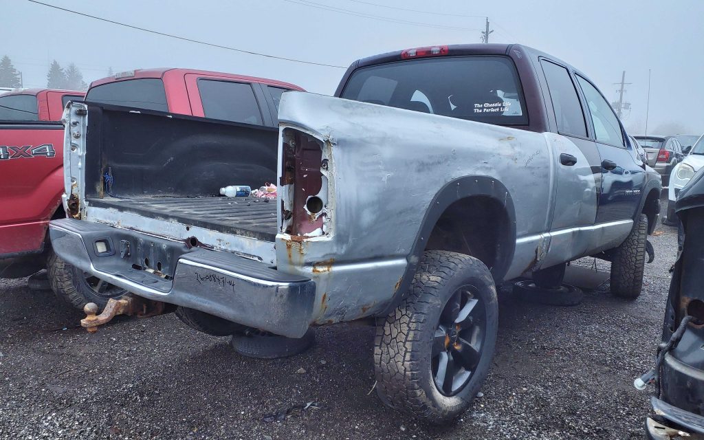 DODGE RAM 1500 2004