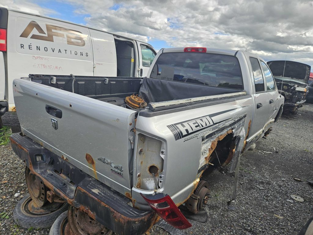 DODGE RAM 1500 2006