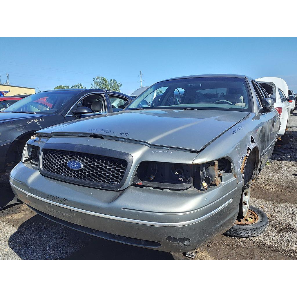 FORD CROWN VICTORIA 1999