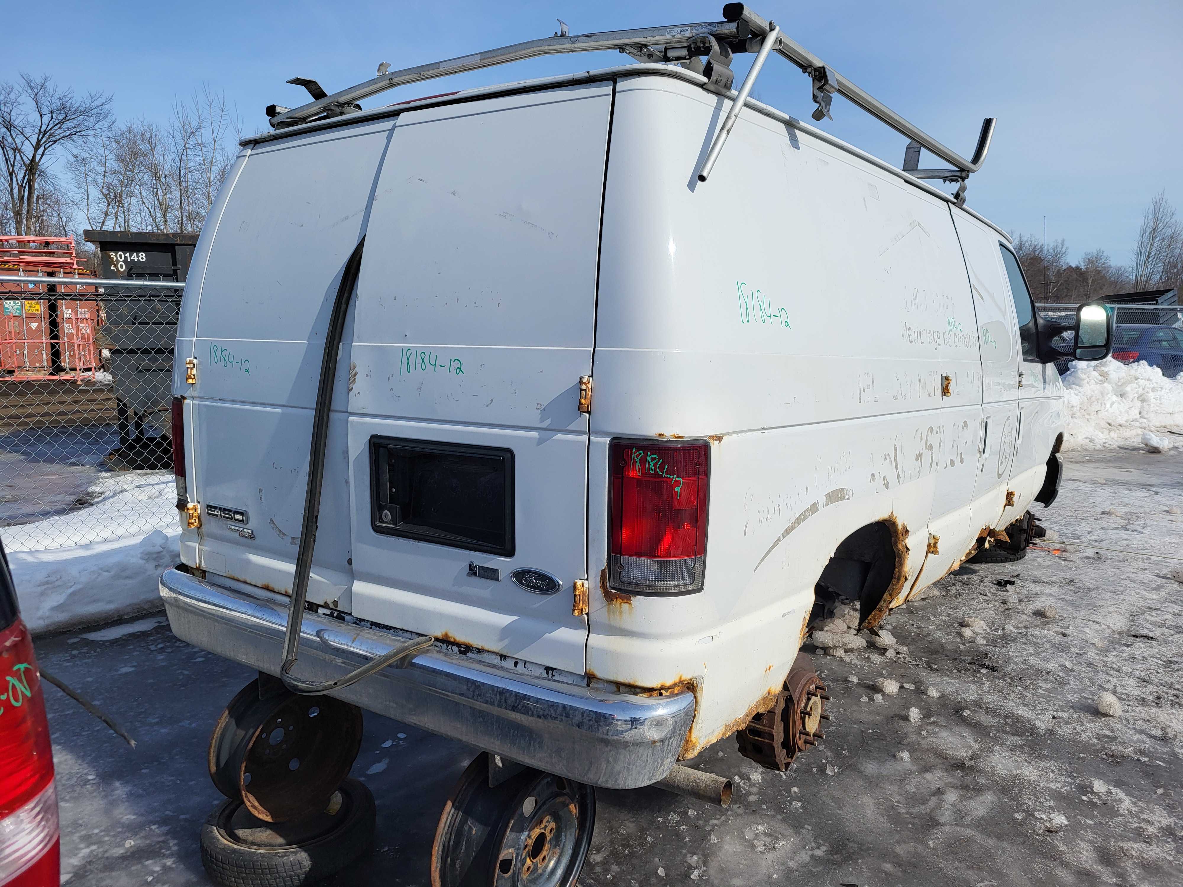 FORD ECONOLINE 2012