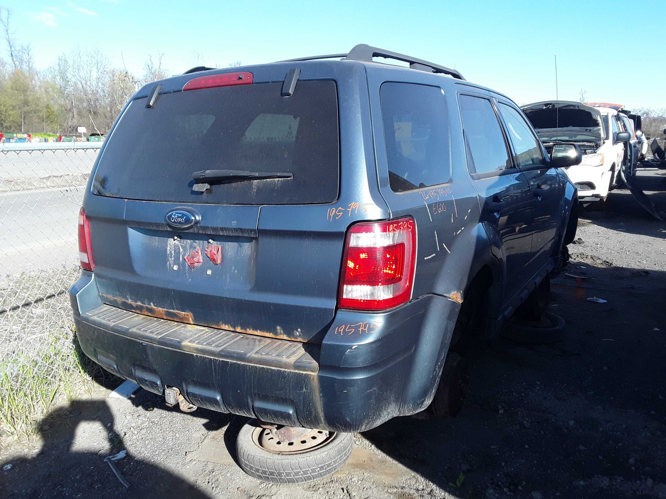 FORD ESCAPE 2010