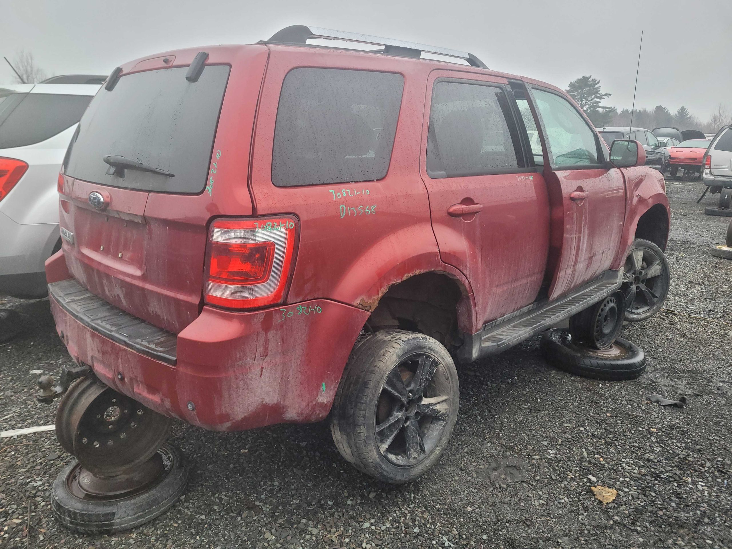 FORD ESCAPE 2010