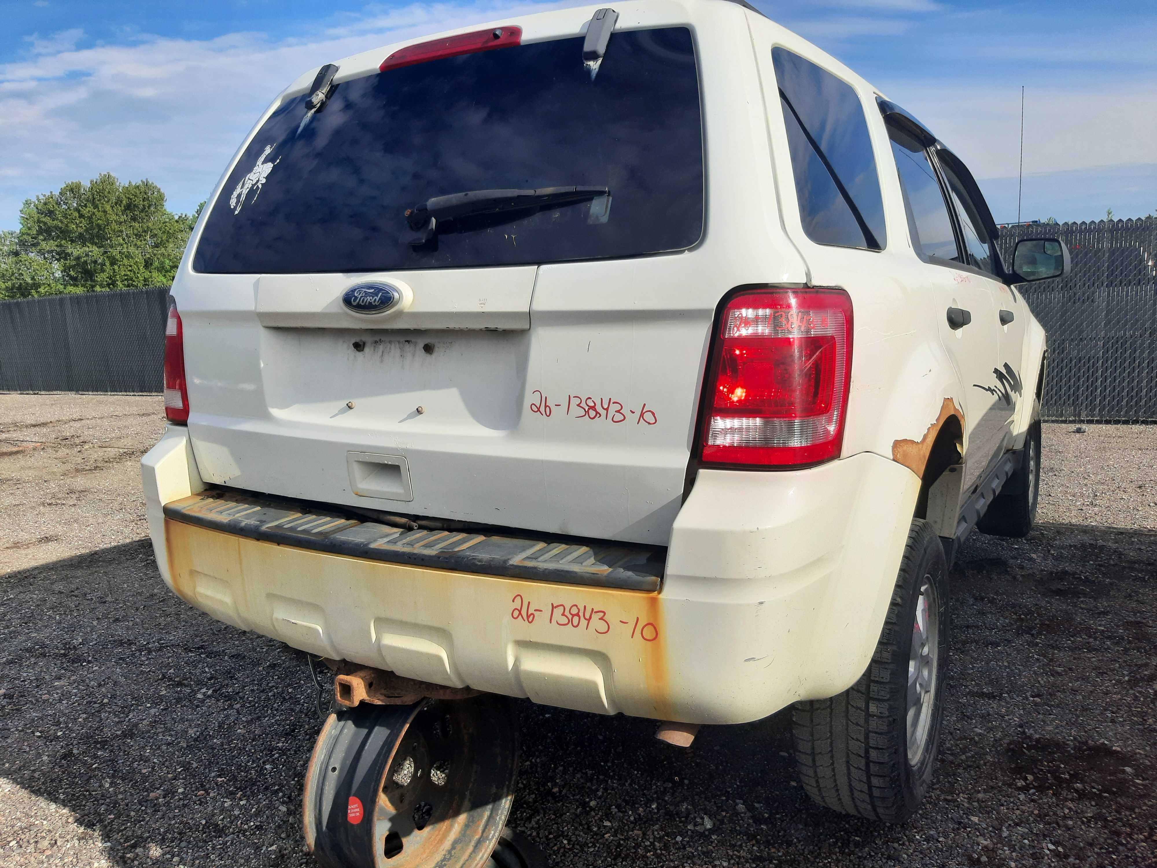 FORD ESCAPE 2010