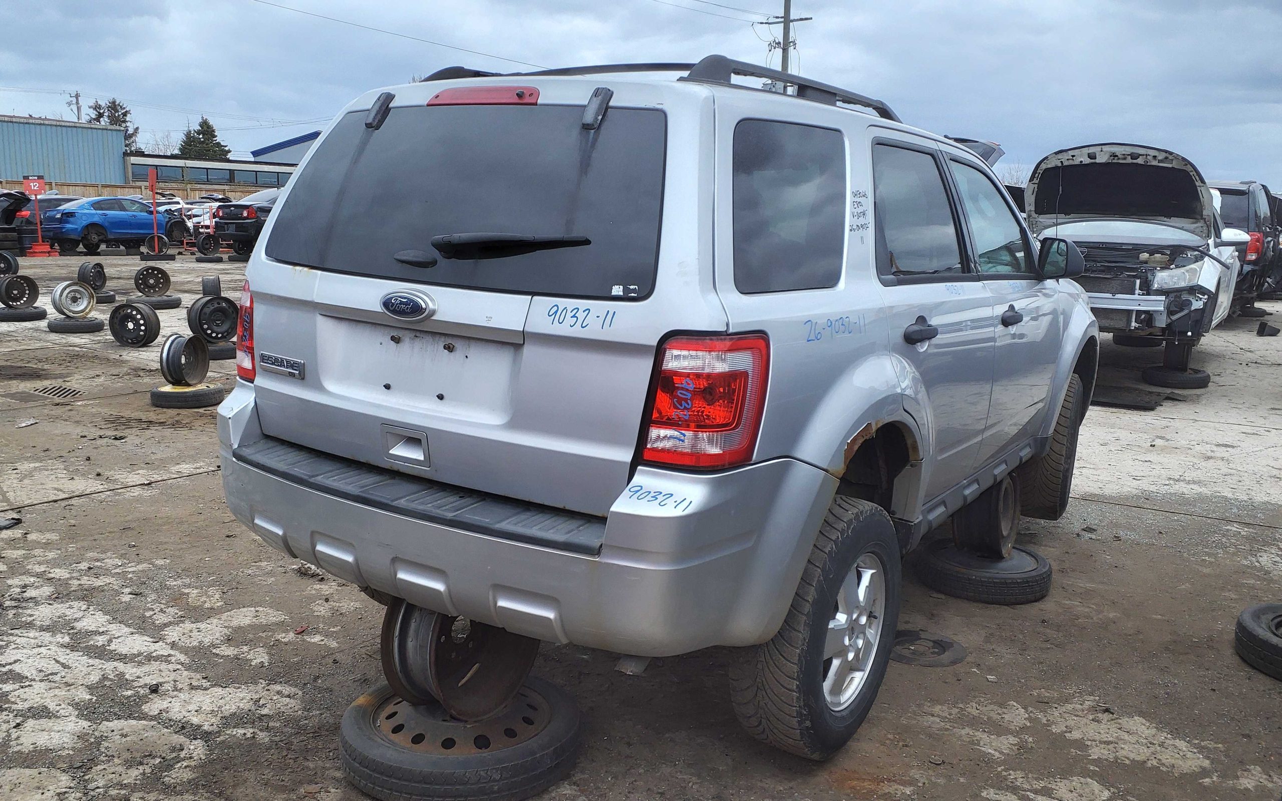 FORD ESCAPE 2011