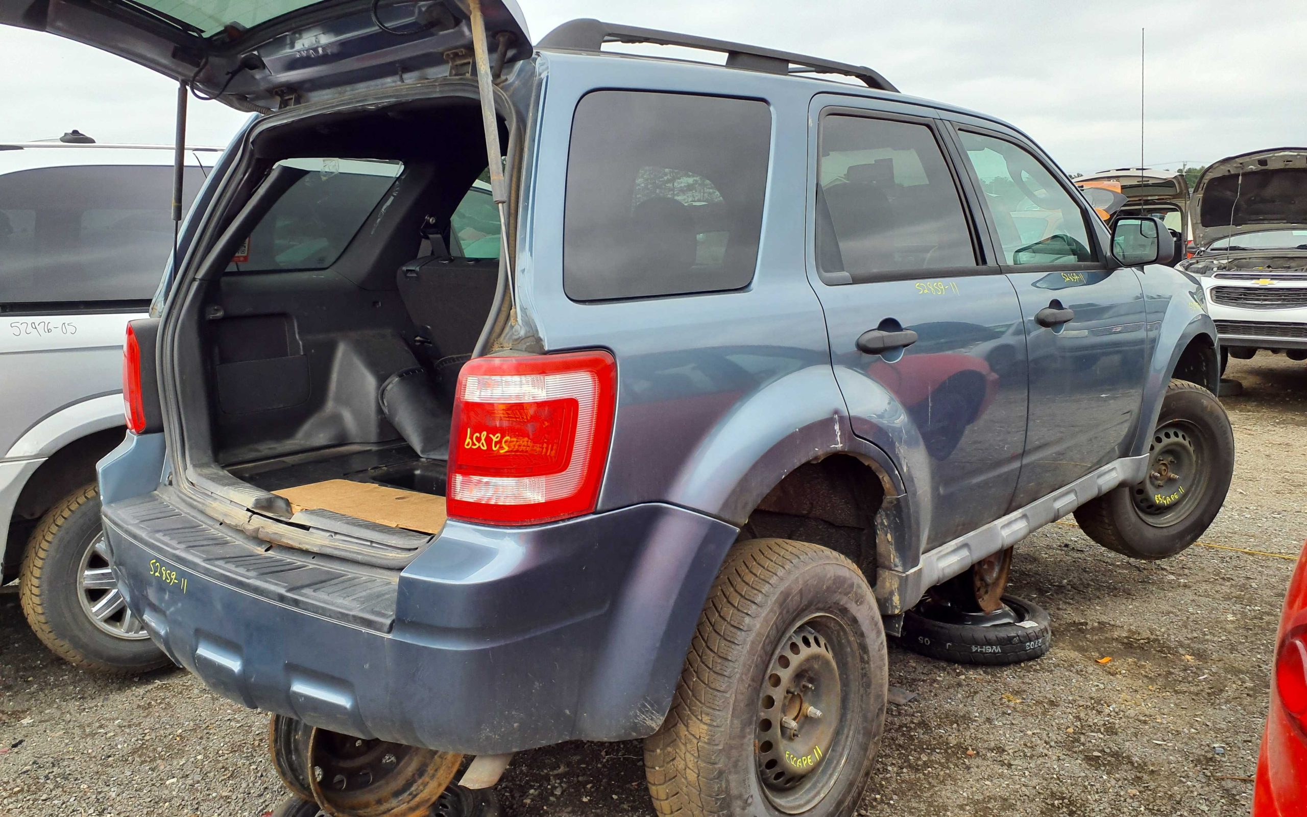 FORD ESCAPE 2011