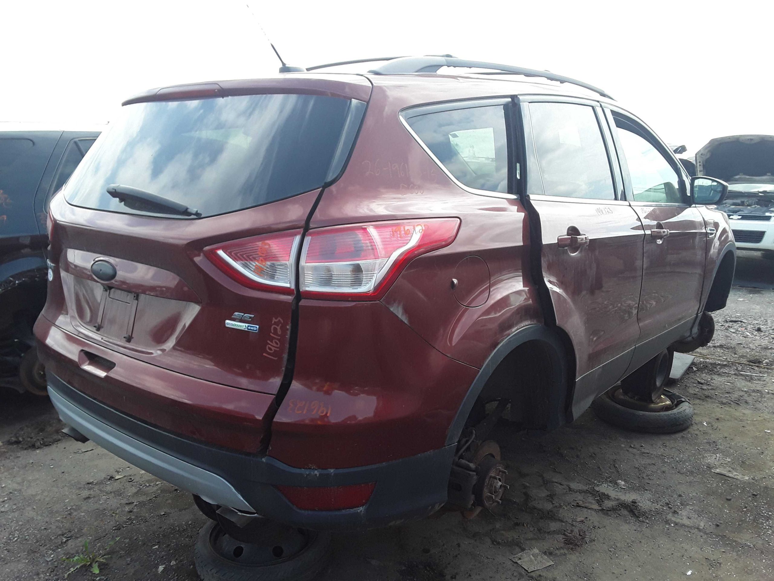 FORD ESCAPE 2015