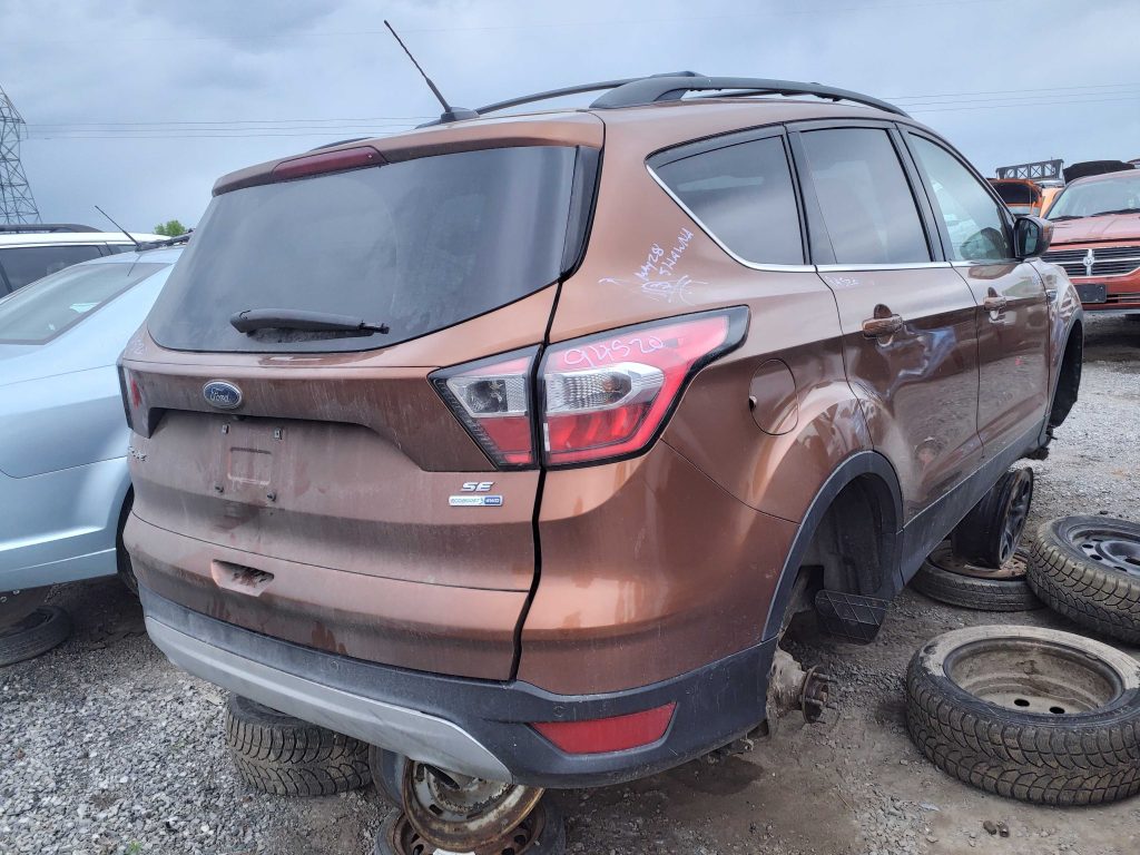 FORD ESCAPE 2017