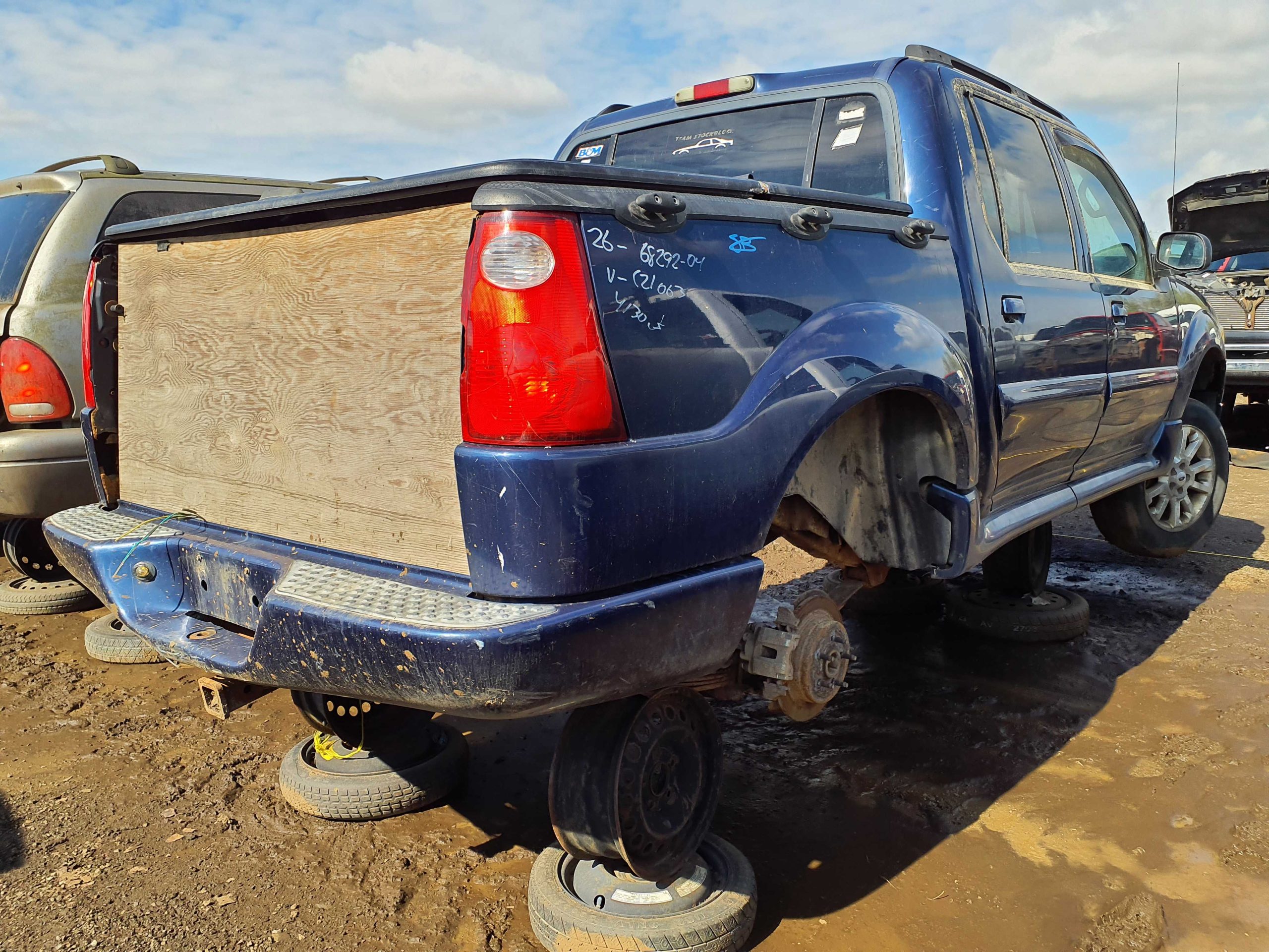 FORD EXPLORER 2004