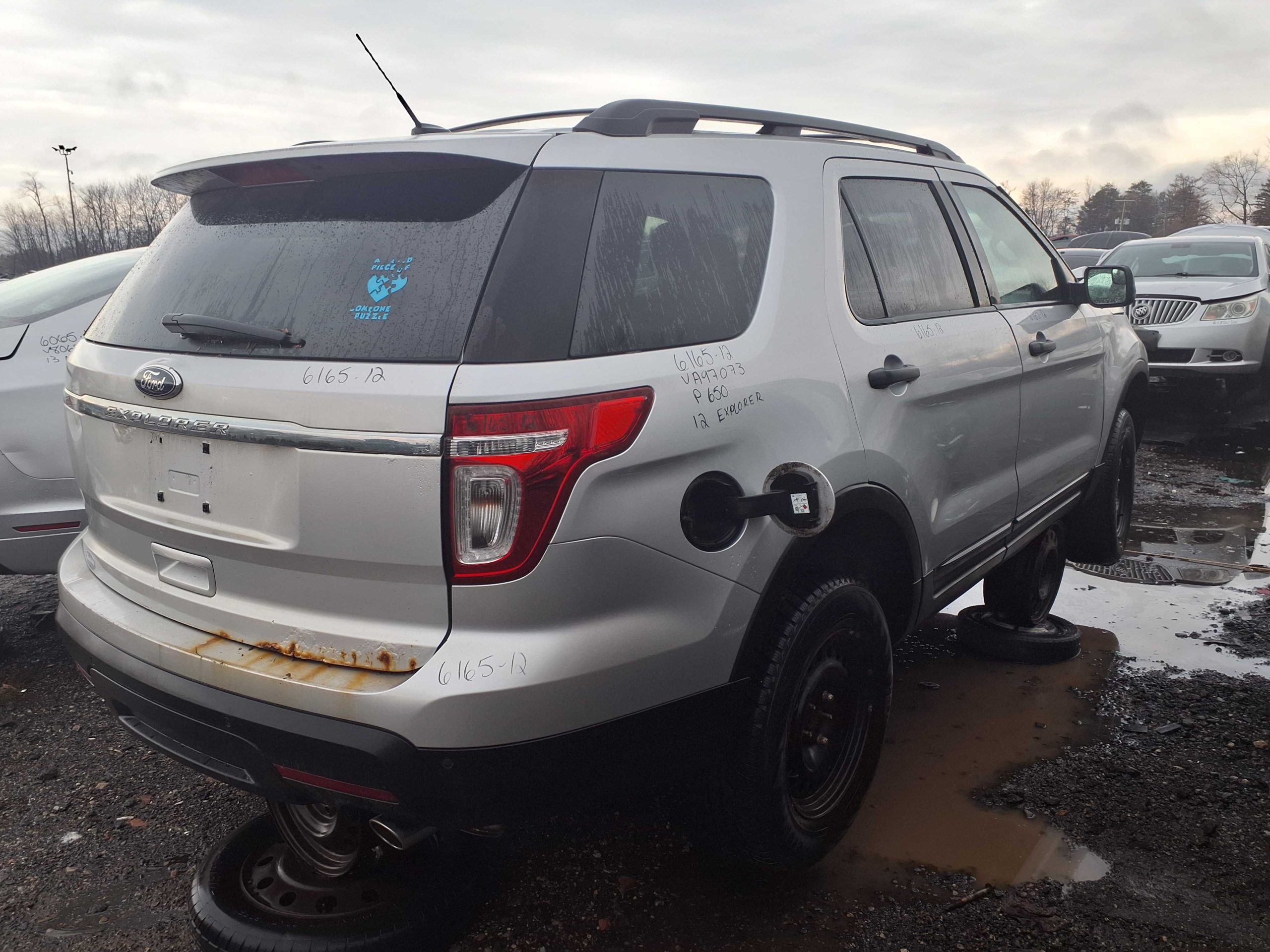 FORD EXPLORER 2012