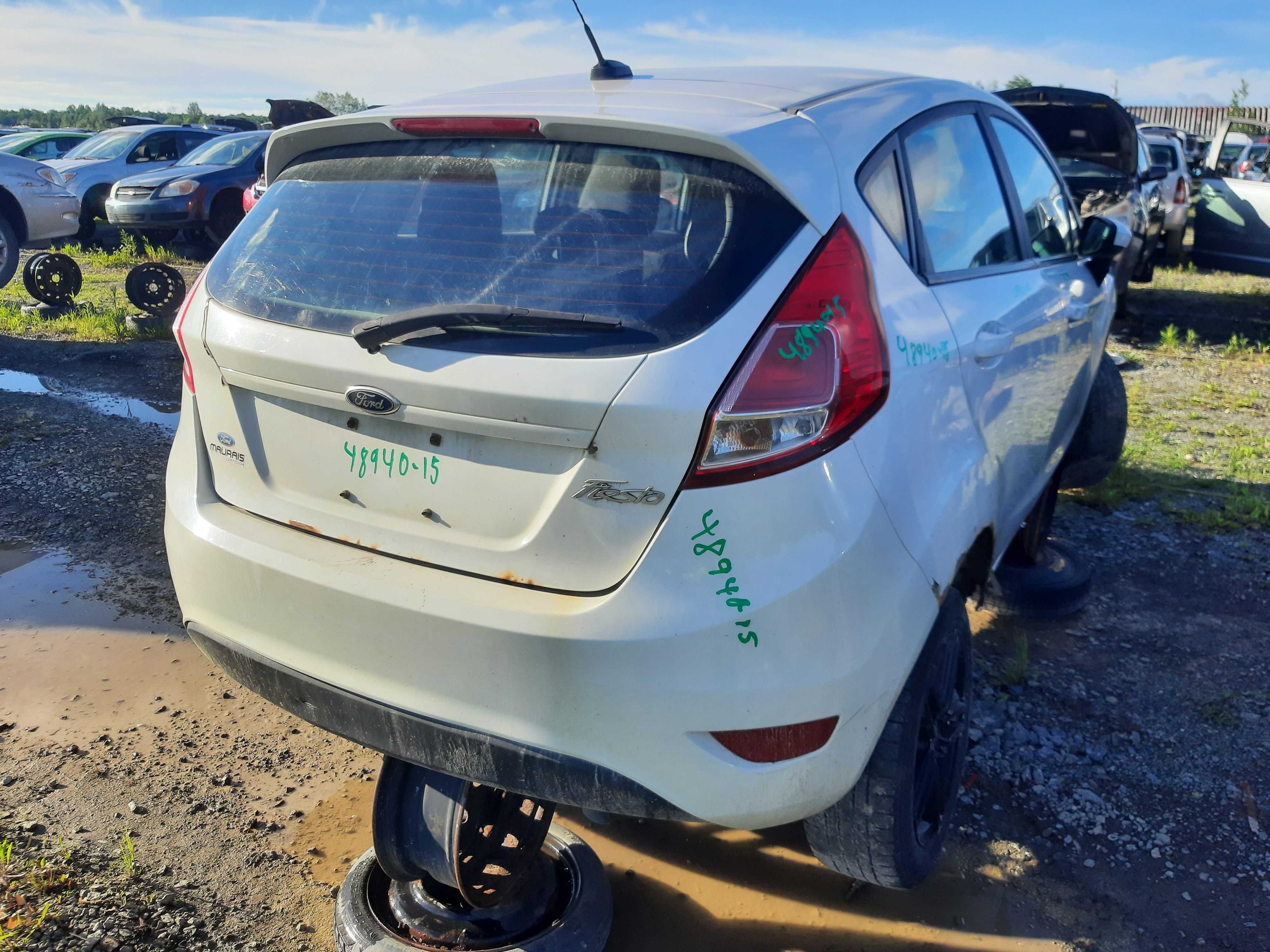 FORD FIESTA 2015