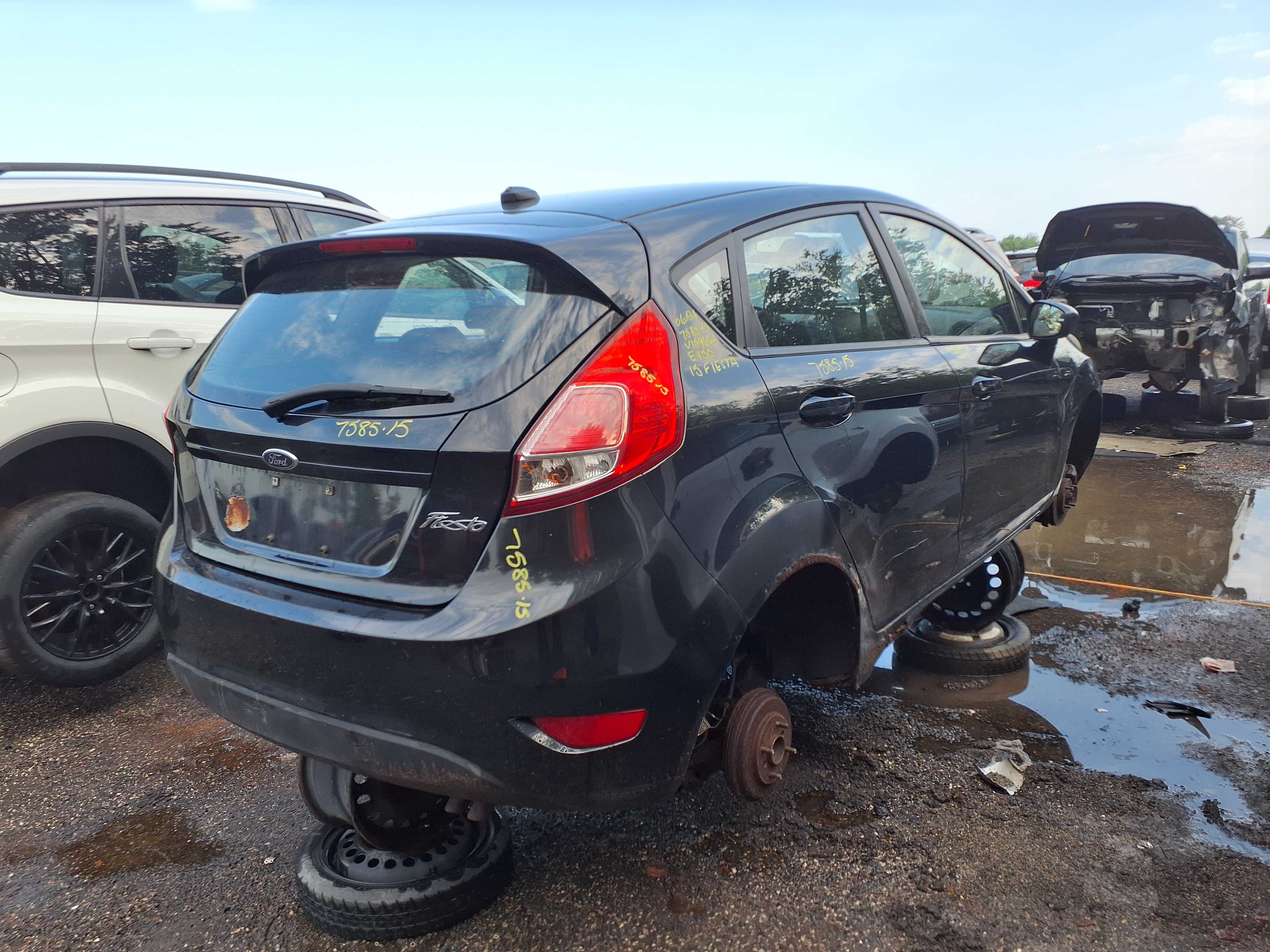 FORD FIESTA 2015