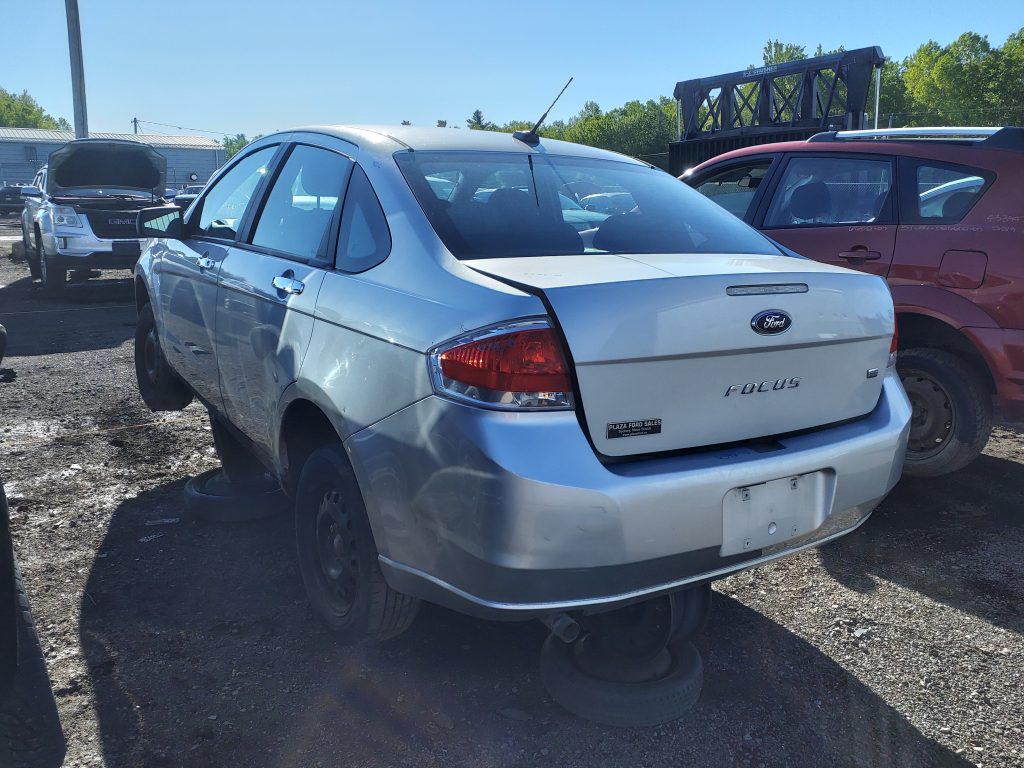 FORD FOCUS 2010