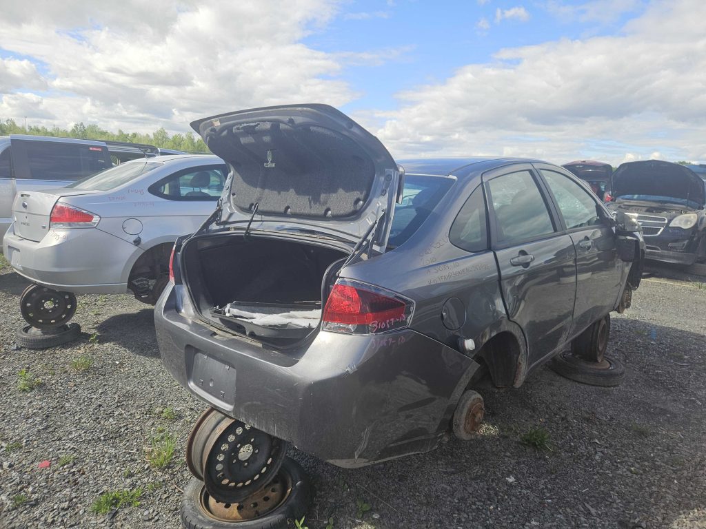FORD FOCUS 2010