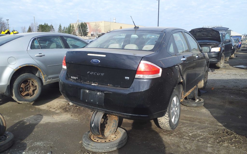FORD FOCUS 2010