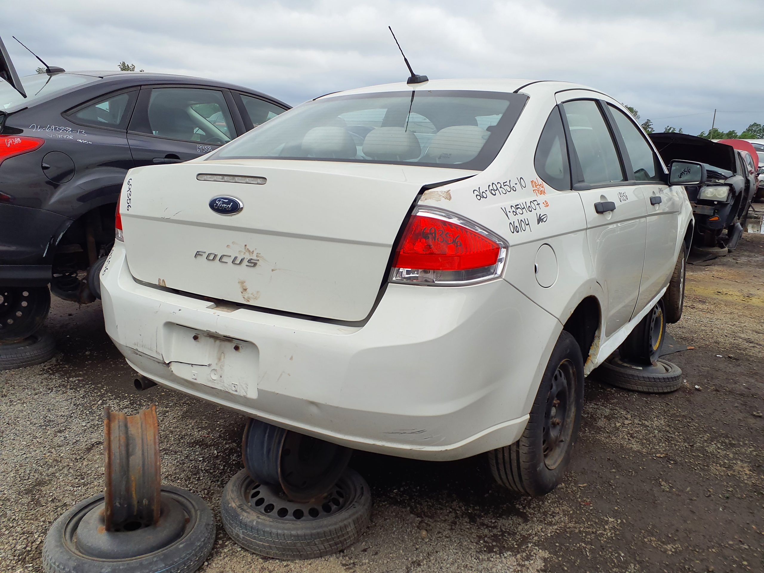FORD FOCUS 2010
