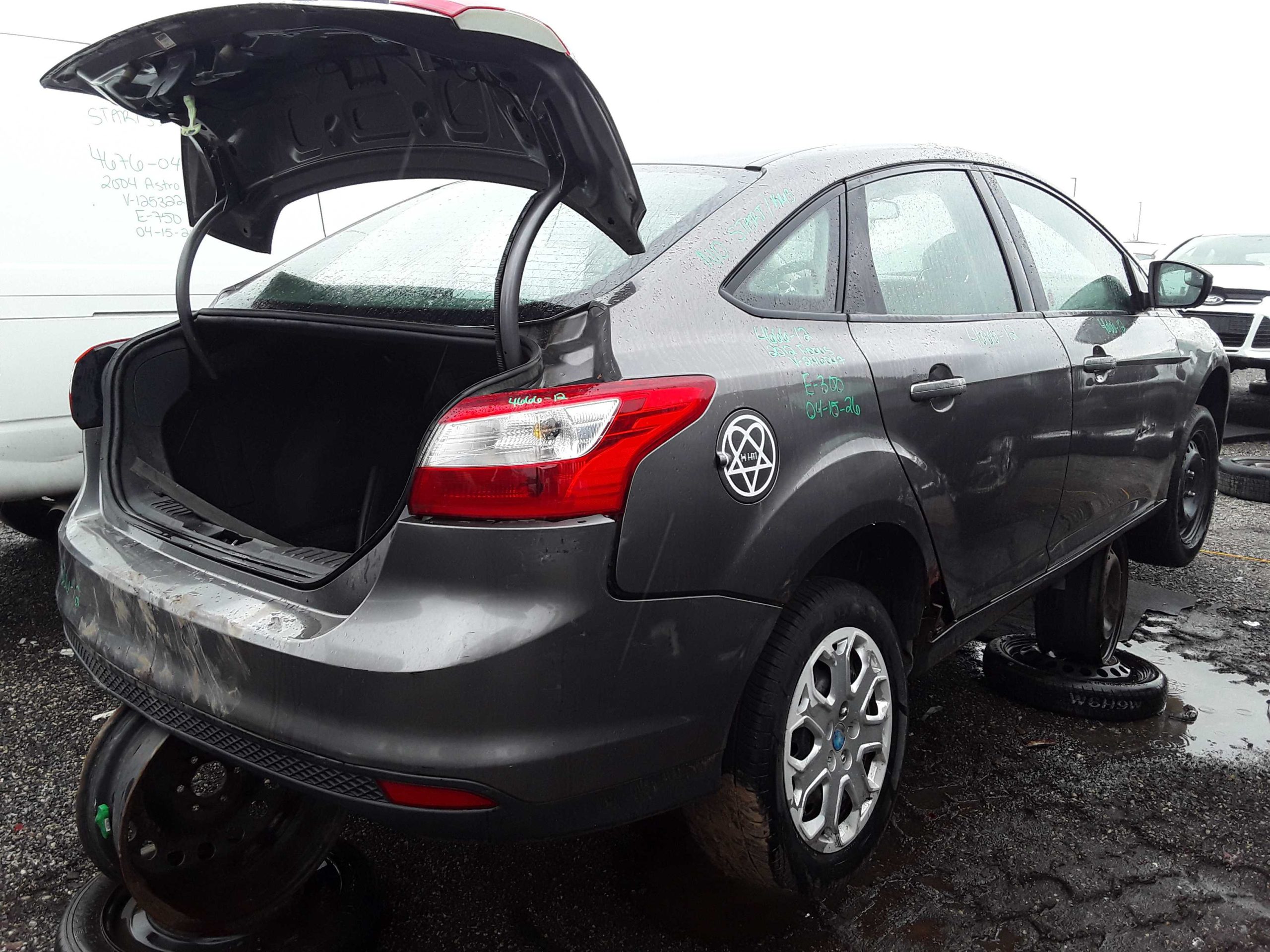 FORD FOCUS 2012