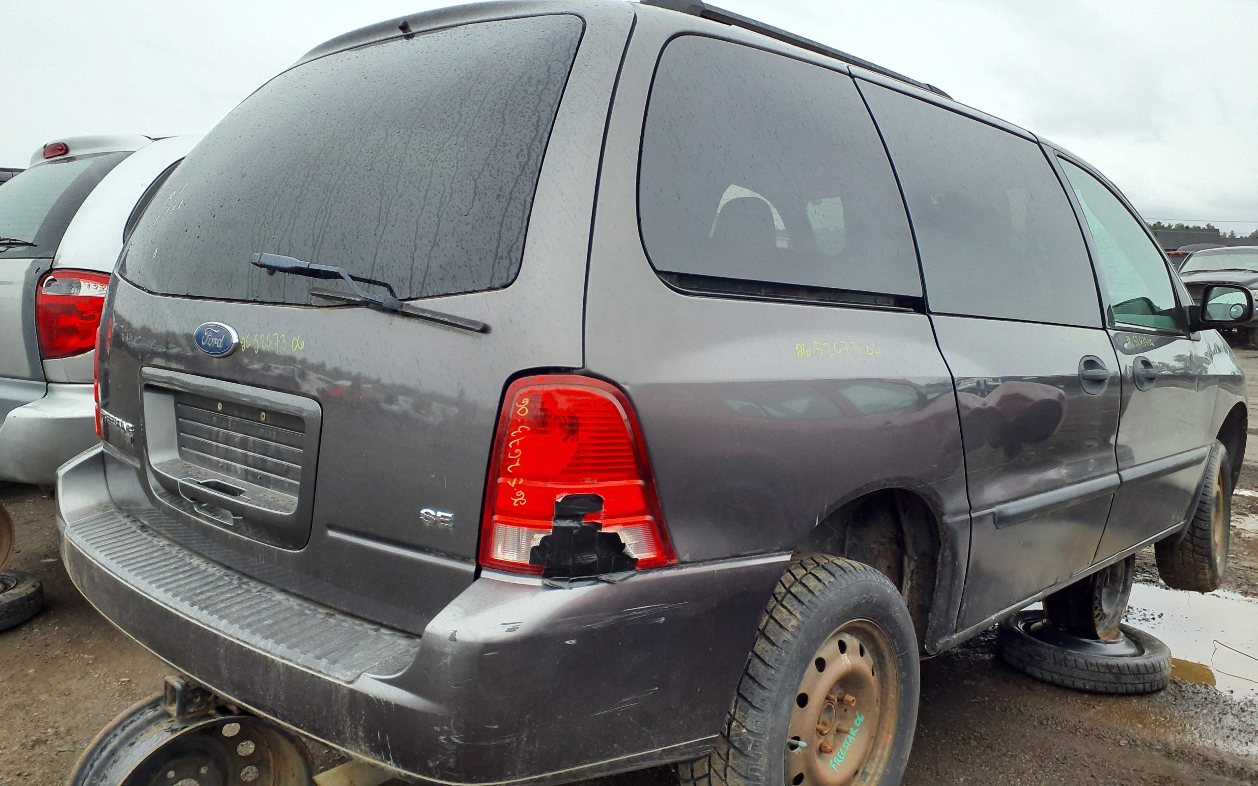 FORD FREESTAR 2006