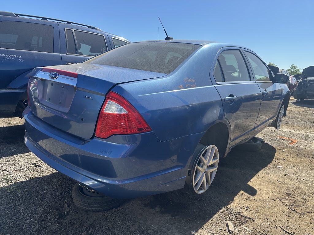 FORD FUSION 2010