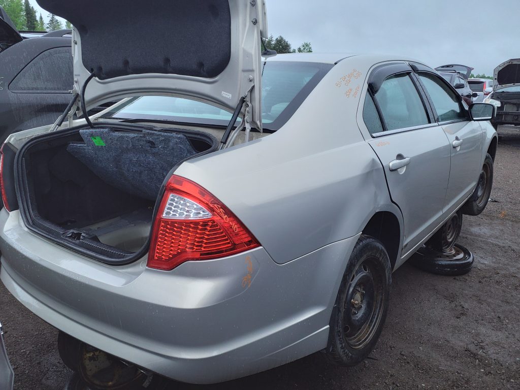 FORD FUSION 2010