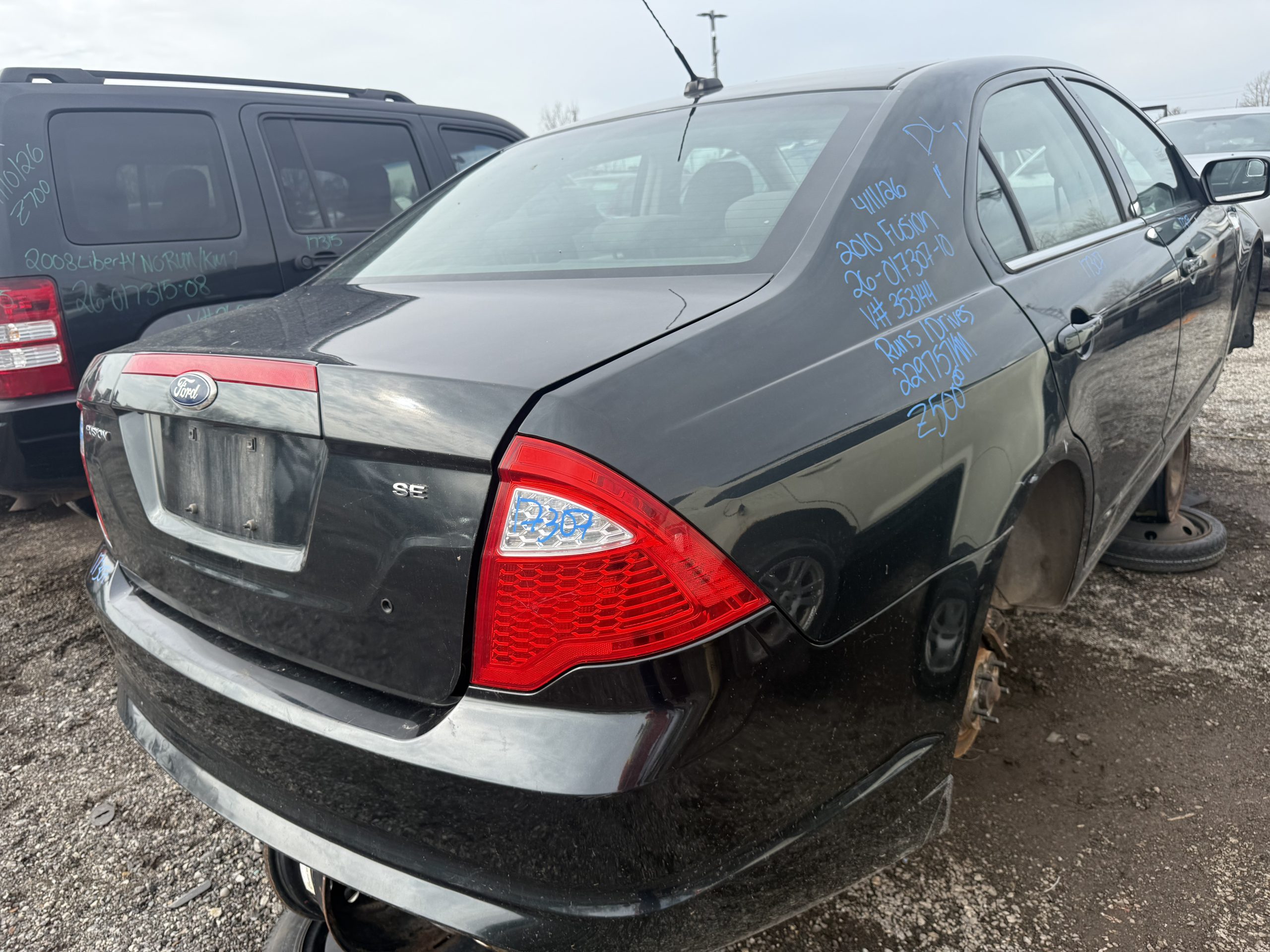 FORD FUSION 2010