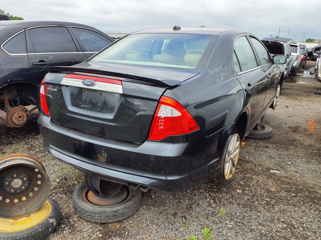 FORD FUSION 2010