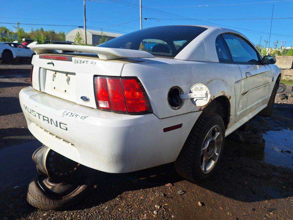 FORD MUSTANG 2004
