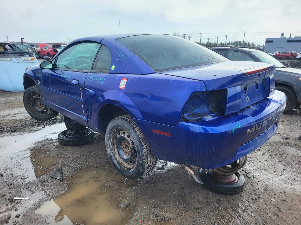 FORD MUSTANG 2004