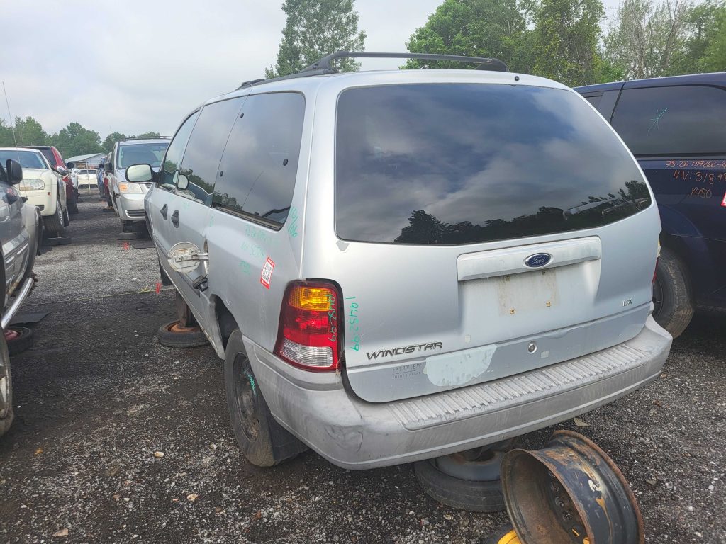 FORD WINDSTAR 1999