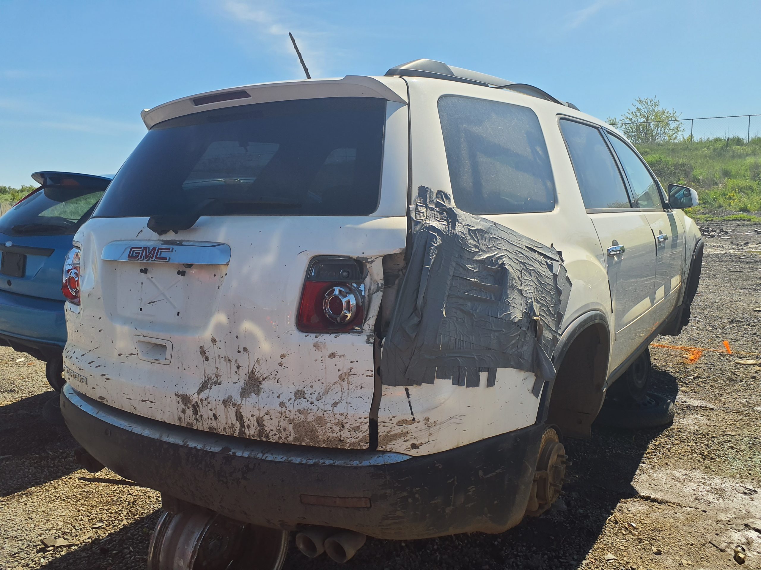 GMC ACADIA 2011