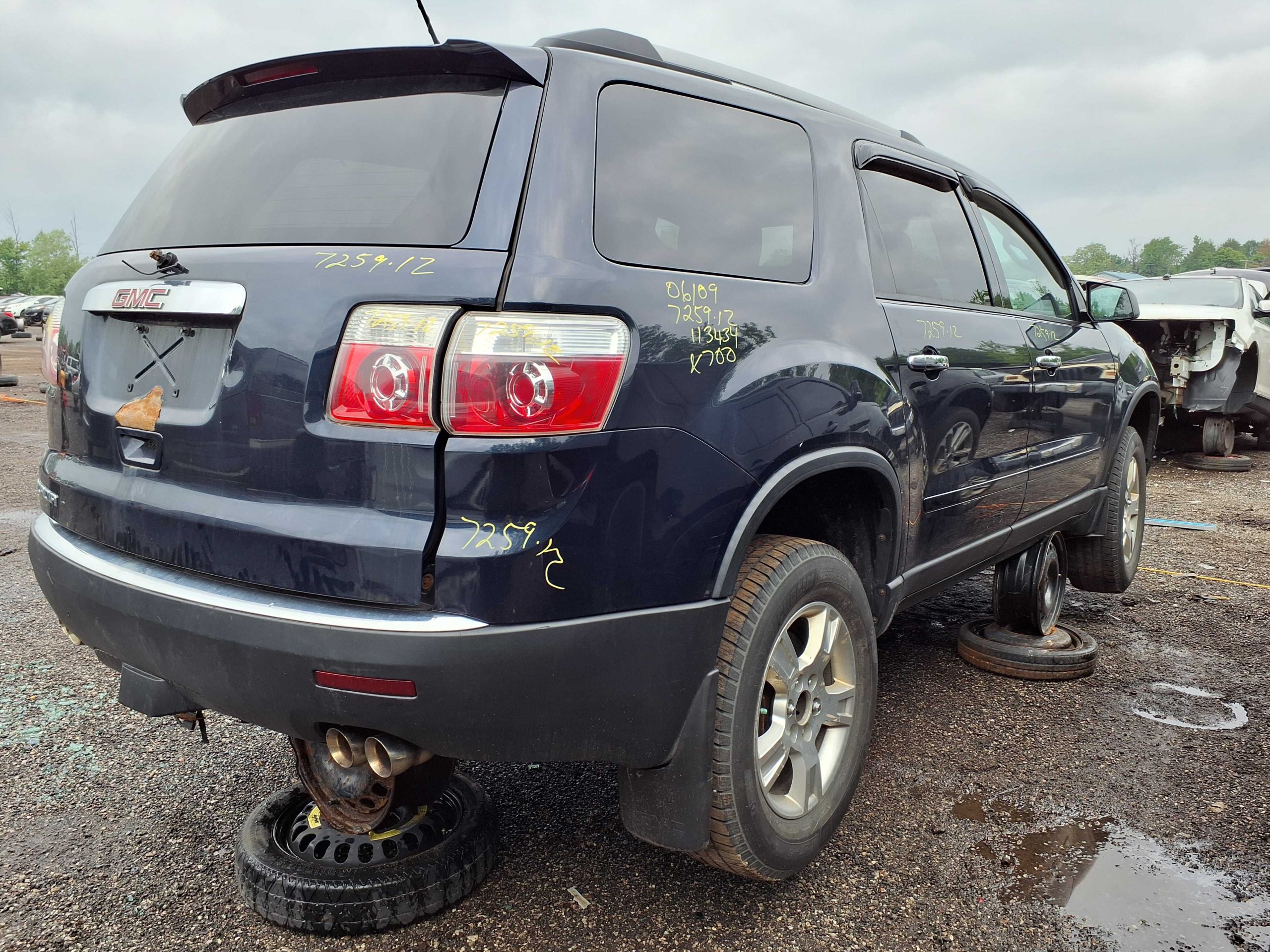 GMC ACADIA 2012