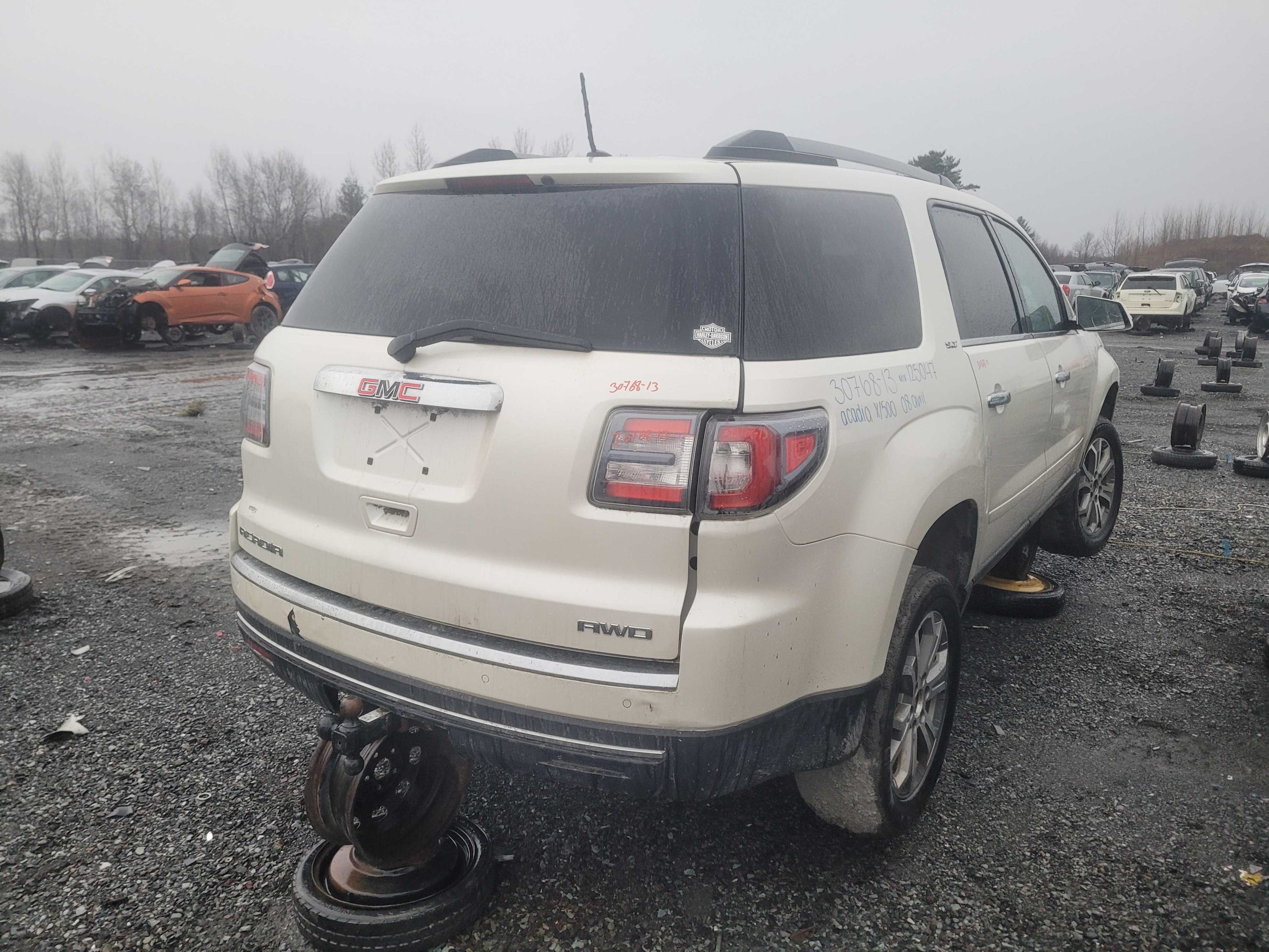 GMC ACADIA 2013
