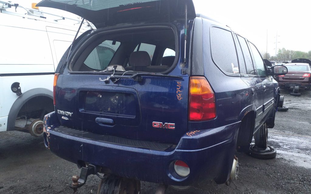 GMC ENVOY 2004